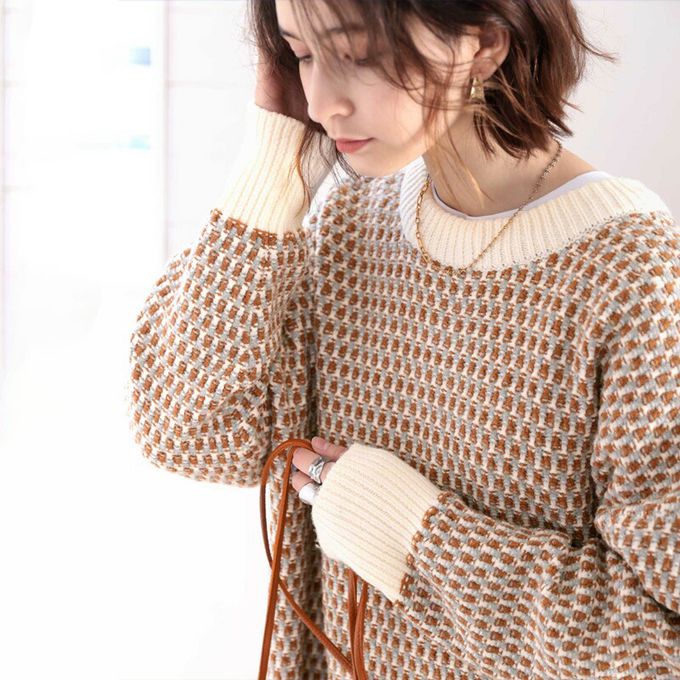 日本 Classical Elf - 復古緹花前後2Way滾邊針織上衣-米棕