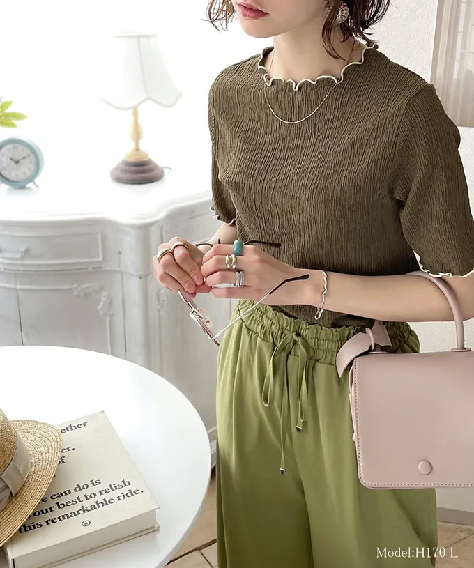 日本 Classical Elf - 氣質紋理木耳邊短袖上衣-米杏