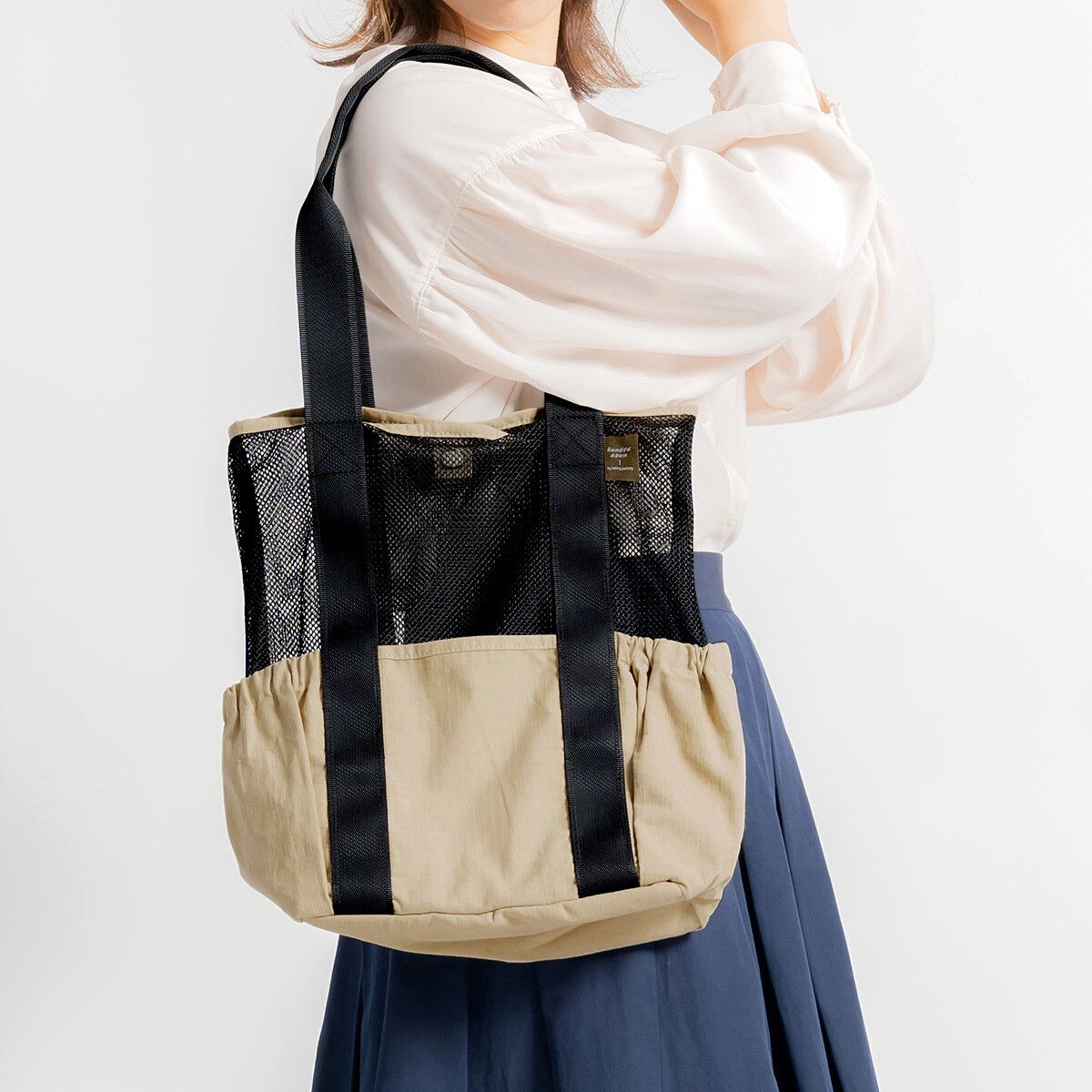 日本代購 - 美式休閒風 網眼拼接肩背購物袋-黑 (37x25x12cm)