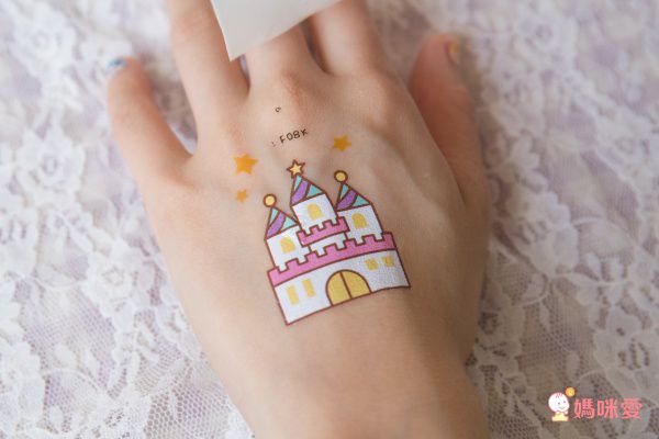 韓國 Peach and - 兒童安全水溶性蝴蝶結指甲油(附戒指)-11貝兒美女黃-10ml