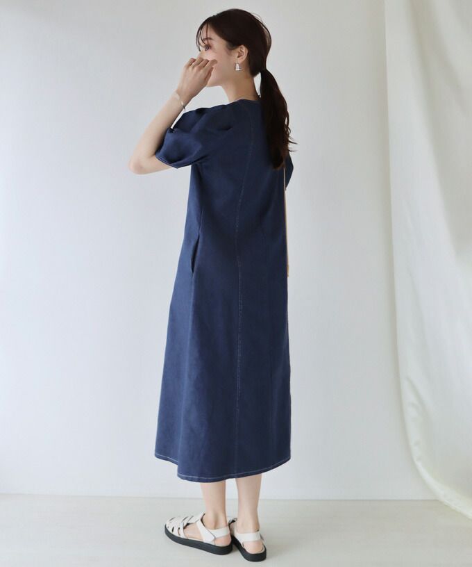 日本 BLUE EAST - 丹寧風顯瘦剪裁泡泡短袖洋裝-白