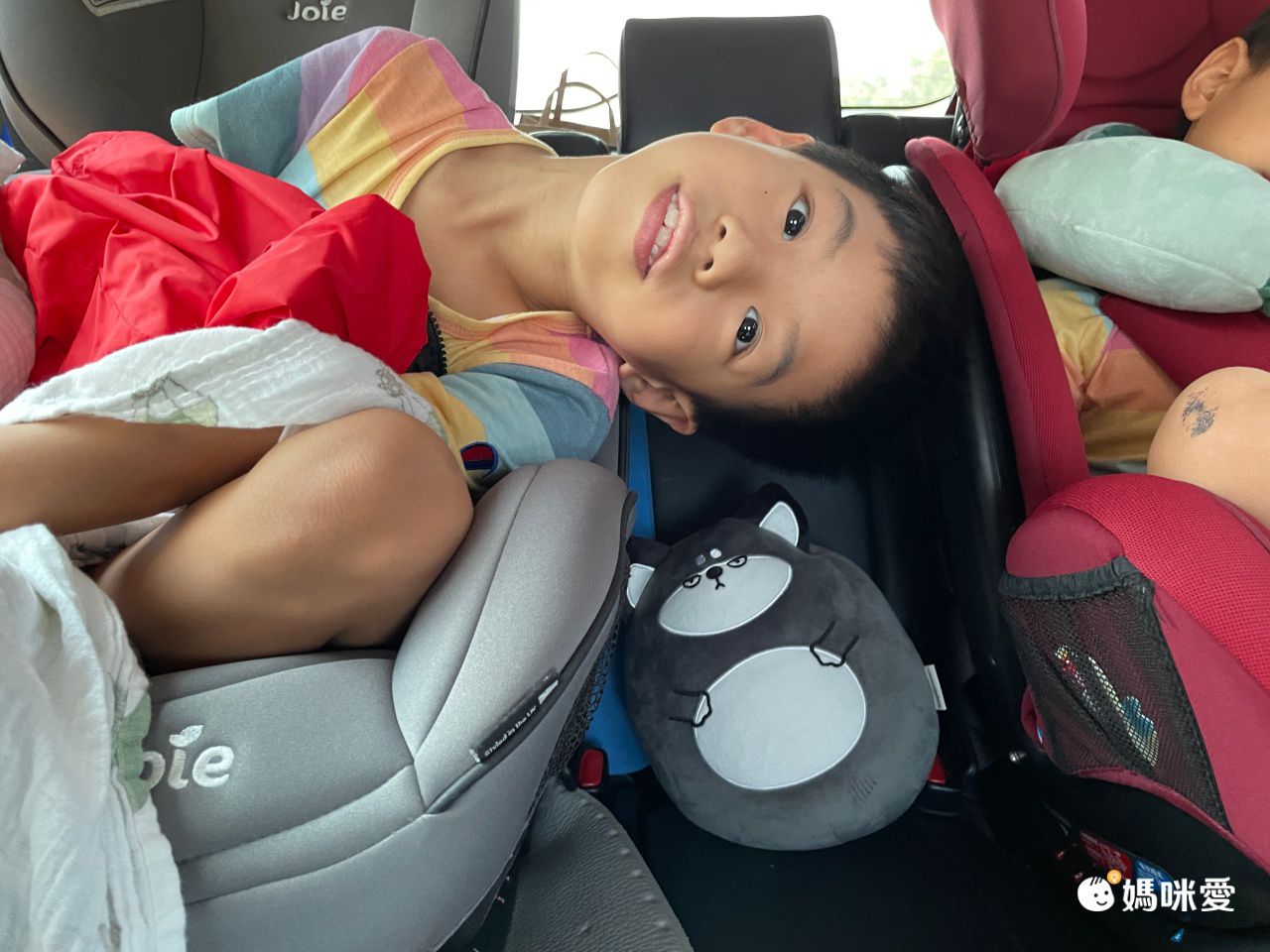 可愛二合一變型頸枕-懶懶貓-黃色