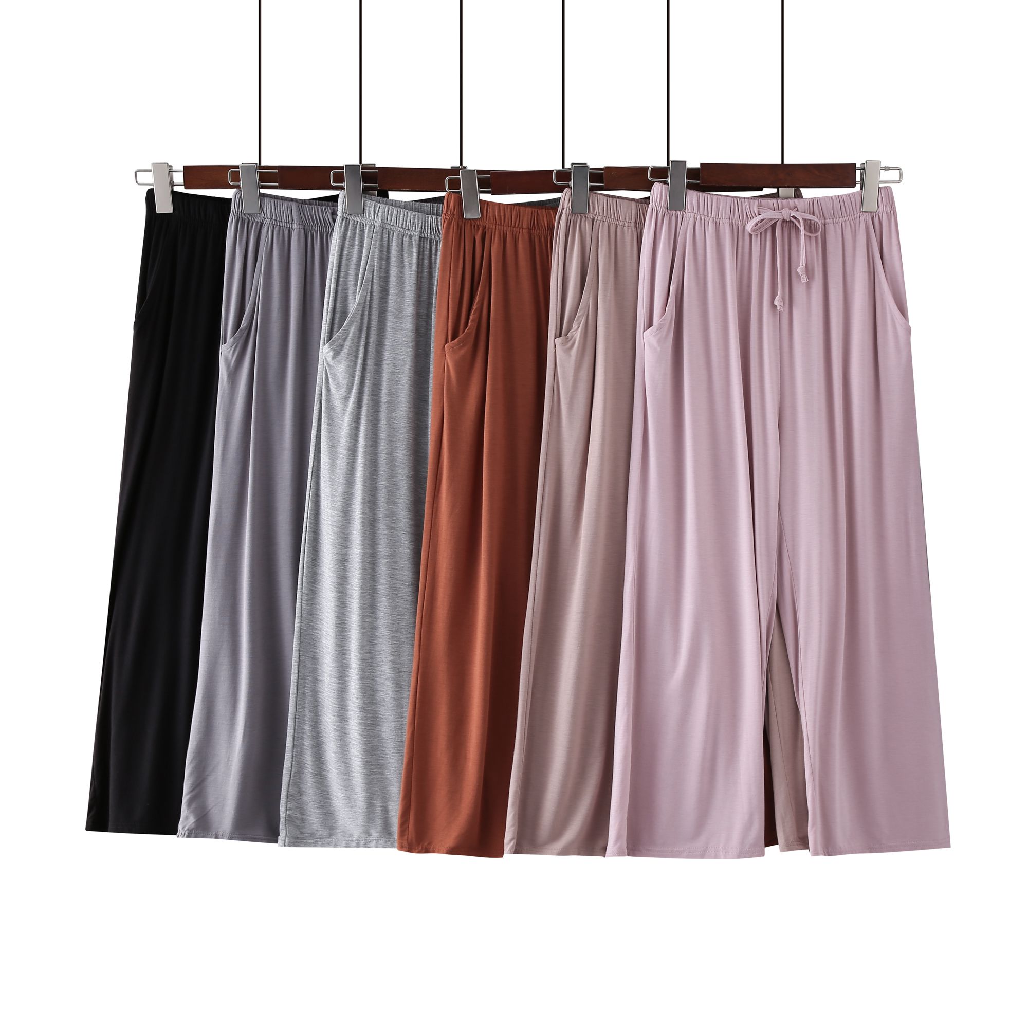 莫代爾柔軟涼感七分褲-黑色