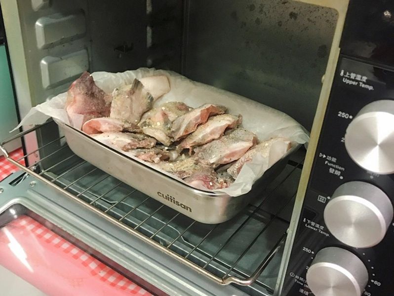 分隔不混味！韓國 Cuitisan 酷藝師保鮮盒 可微波的不銹鋼！