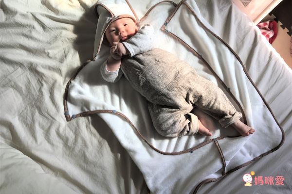 Caring - 多功能揹巾 (防風保暖披風披巾)-公主粉