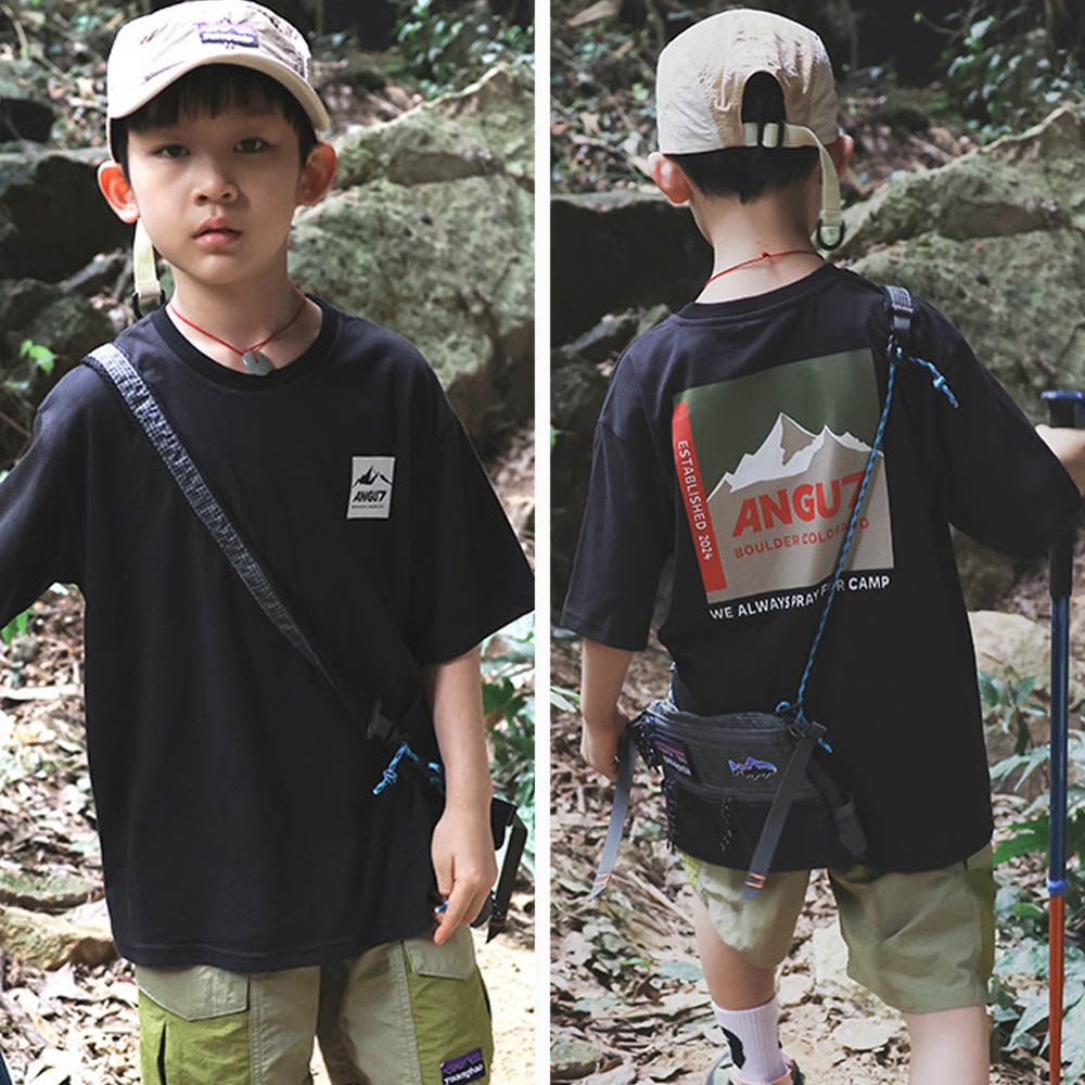 棉質圓領短袖上衣-字母風景-黑色