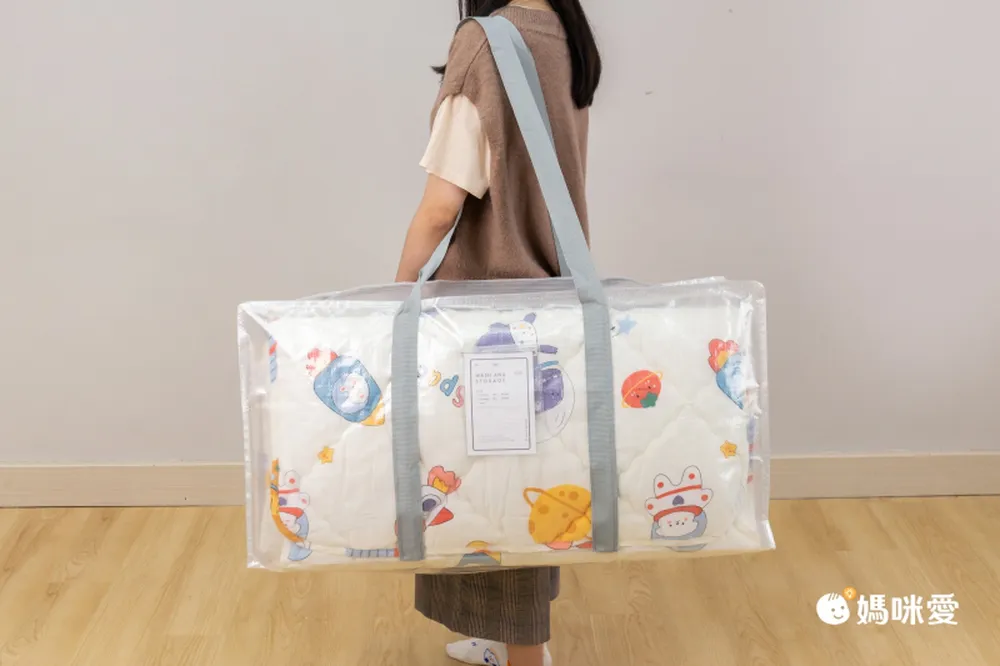 日本代購 - [日本主婦推薦] 半透明多功能衣物收納袋(可肩背/手提) 3入組-淺灰 (L(47x20x36cm))