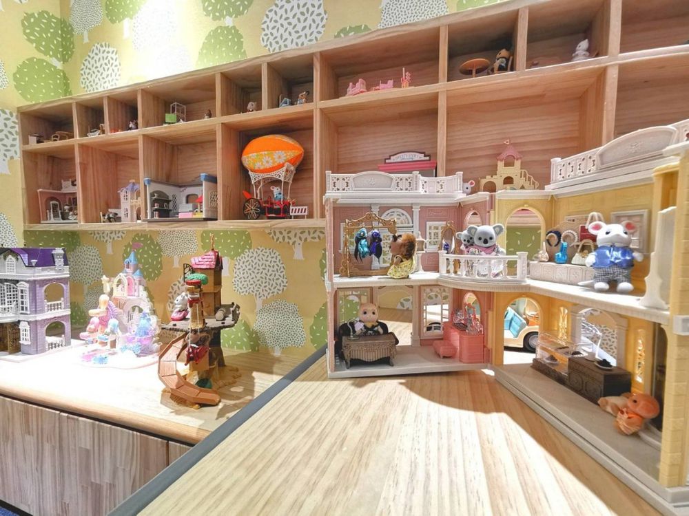 (高雄奧斯丁) 一大一小親子套票（平假日不限時＋價值$230餐點兌換）（電子票券，現場兌換）-使用期限至2025/12/31 逾期可加價使用