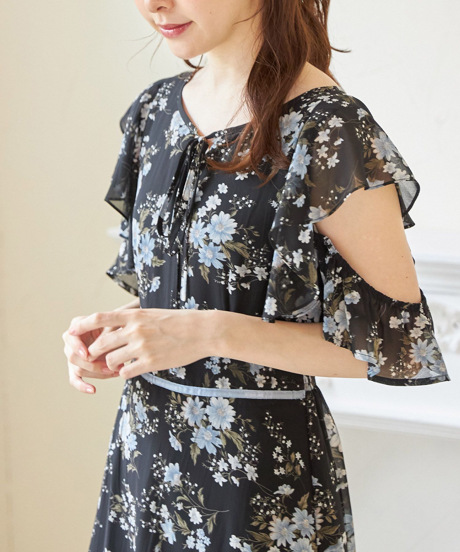 日本 tocco-closet - 精靈荷葉開袖雪紡洋裝-碎花-天使白