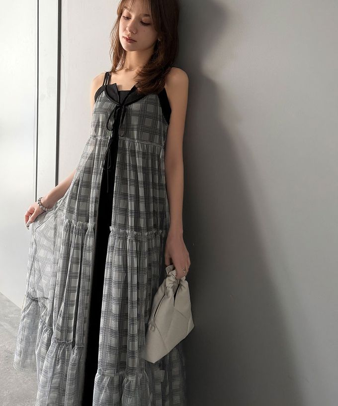 日本 Classical Elf - 絕美透膚格紋細肩帶薄紗罩衫-黑