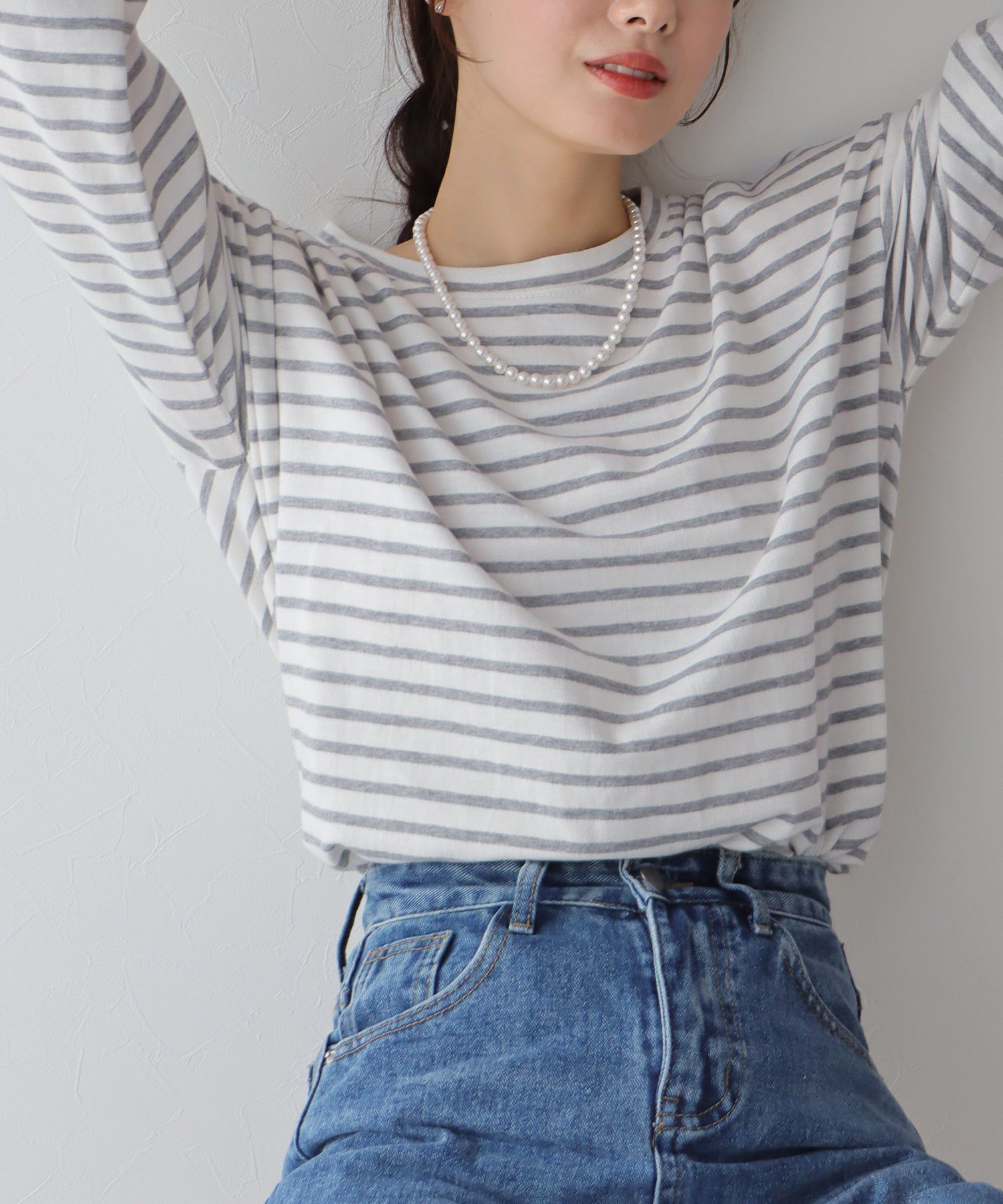 日本 BLUE EAST - 圓領百搭柔軟薄長袖上衣-條紋-深藍