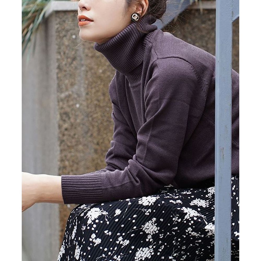 日本 zootie - Heatful發熱系 高領舒膚薄針織上衣-葡萄紫
