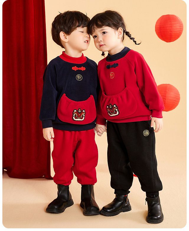 加絨喜氣洋洋半高領長袖上衣-年獸小口袋-紅色