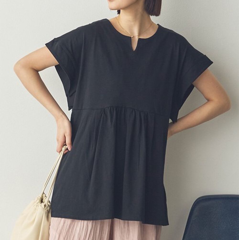 100%棉 V領造型遮肉短袖上衣-黑