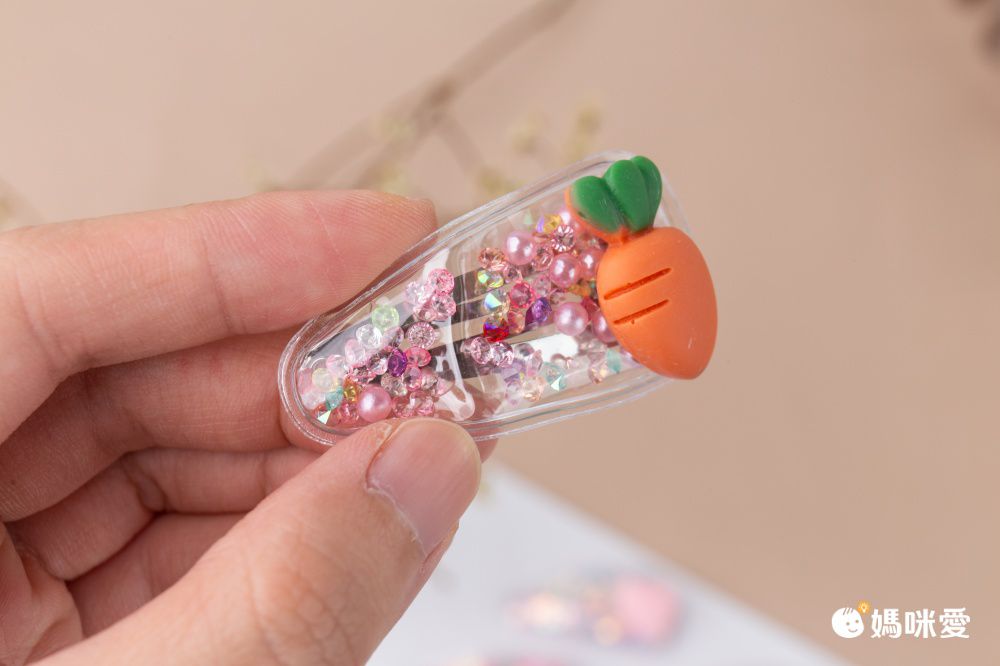 流沙感亮片髮夾5入組-皇冠