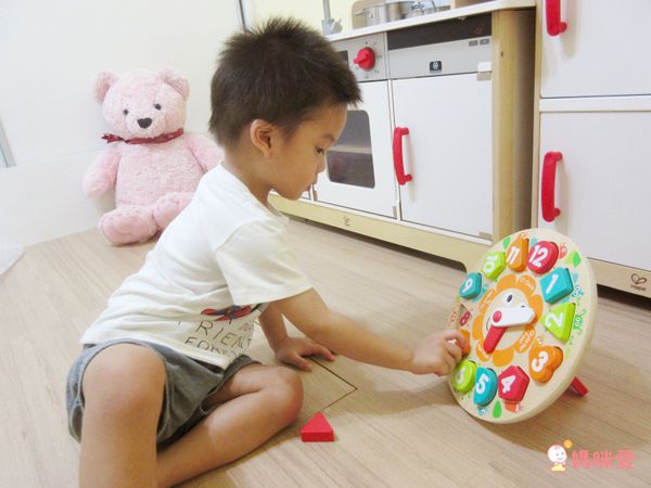 Hape - 快樂時鐘立體木拼圖-(新版)