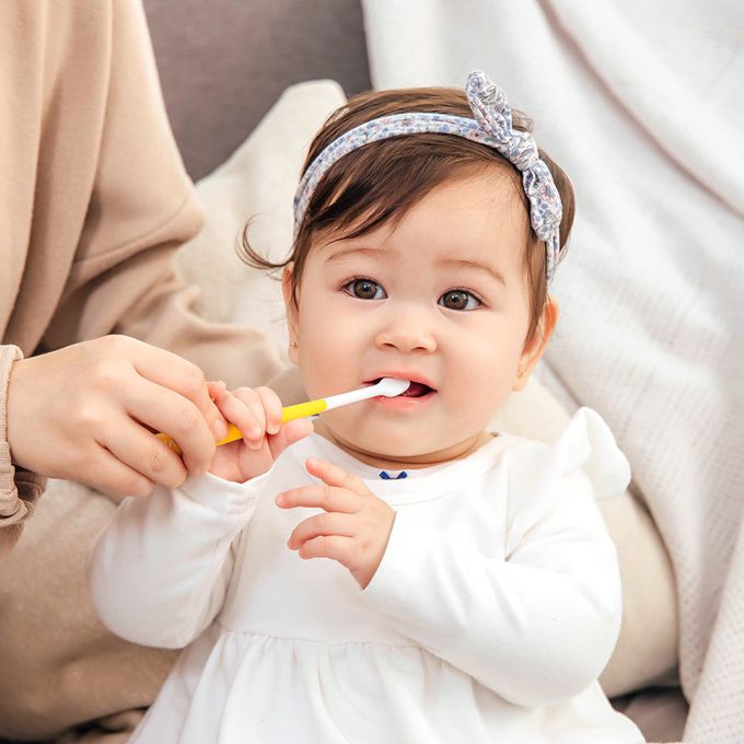 VIIDA - JOY 幼兒牙刷-6 個月以上(4入組)-藍色、粉色、黃色、綠色各一