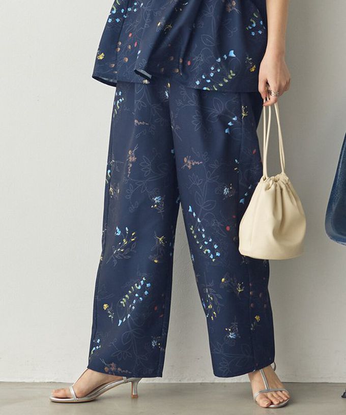 日本 Sans Souci 34+ - 優美花卉鬆緊舒適寬褲-黑