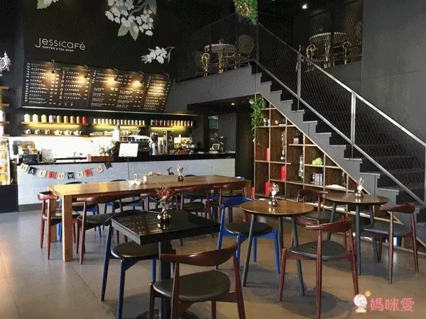 JustSleep 捷絲旅★高雄 站前館☛ 捷絲旅家庭房假日不加價！