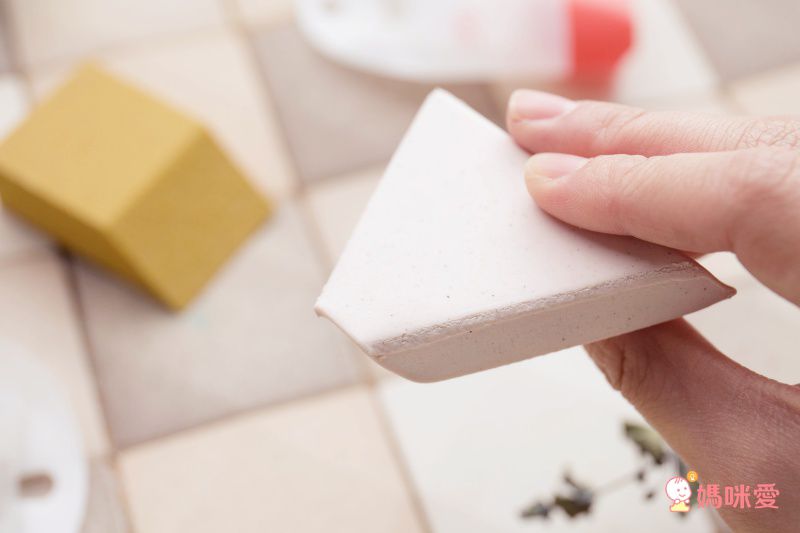 日本SEED 水漬清潔橡皮擦 (紅)