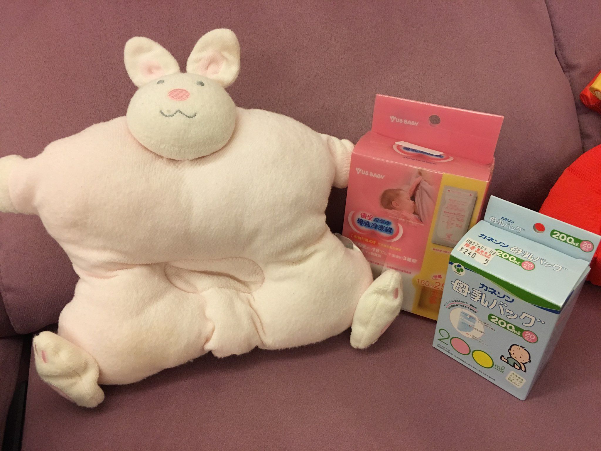 賣二手嬰兒枕頭&母乳袋