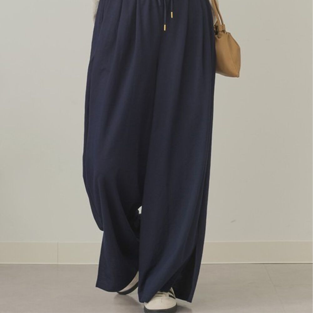 接觸涼感 腰抽繩下擺開叉休閒寬褲-海軍藍