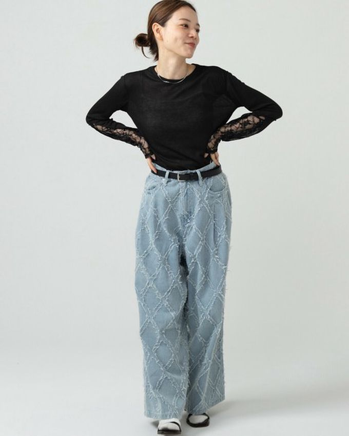 日本 gleam - 薄透合身蕾絲拼接長袖上衣-黑