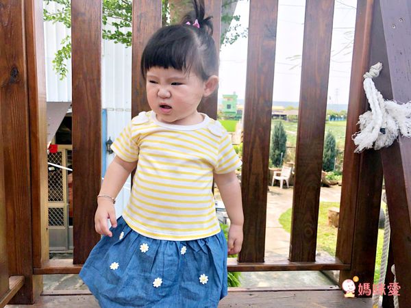 akachan honpo - 短袖拼接洋裝-條紋-淺卡其色