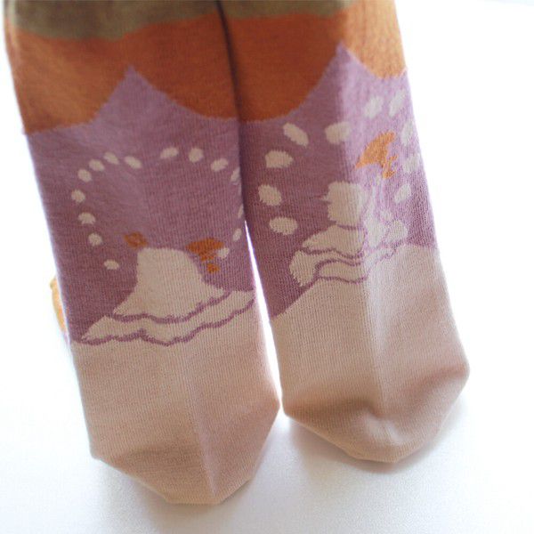 日本女裝代購 - 日本製 伊索寓言印花長襪-寡婦與母雞-粉紫 (23-25cm)