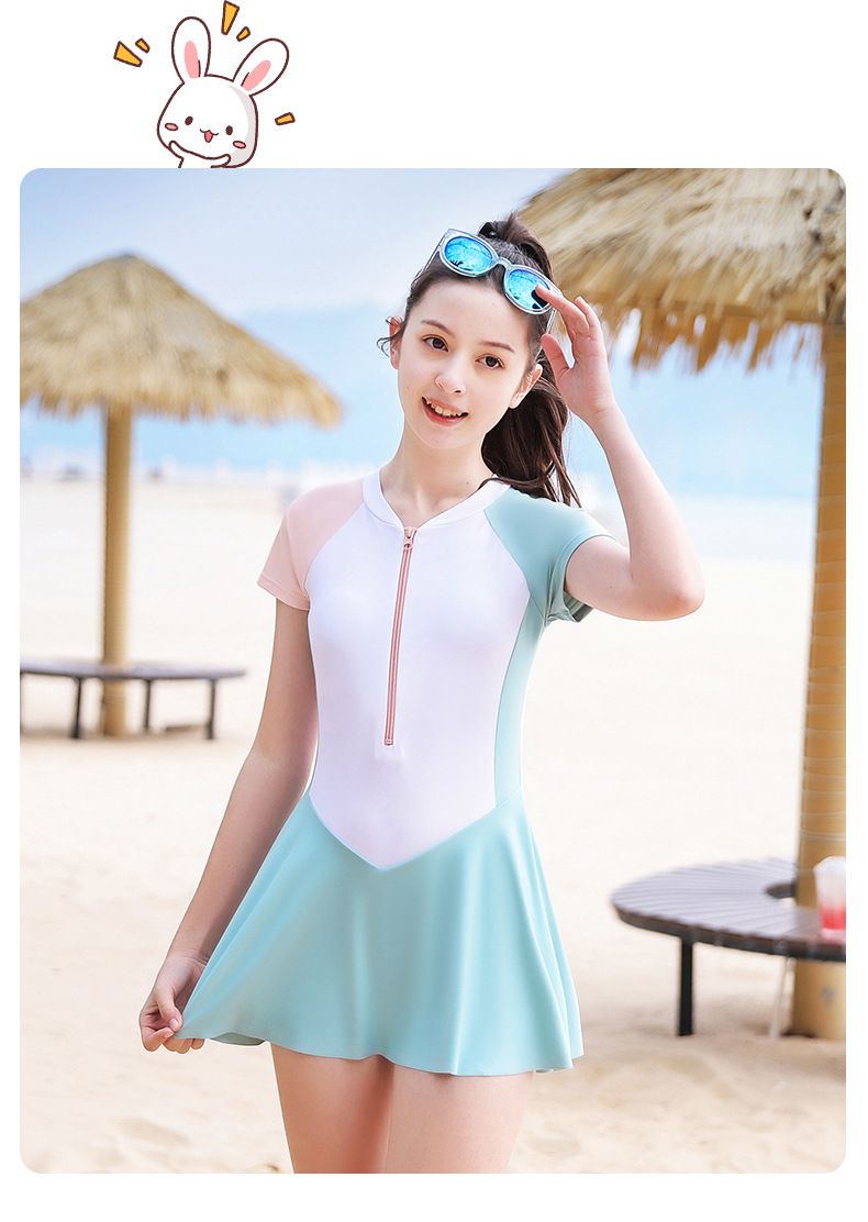 大童女孩運動風短袖連身裙泳衣-拼色款-粉+白+藍