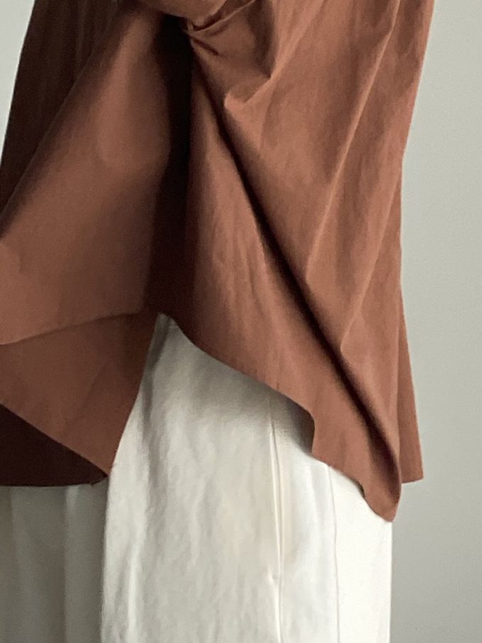 韓國女裝連線 - 極簡拼接翻領長袖襯衫-咖啡紅 (FREE)