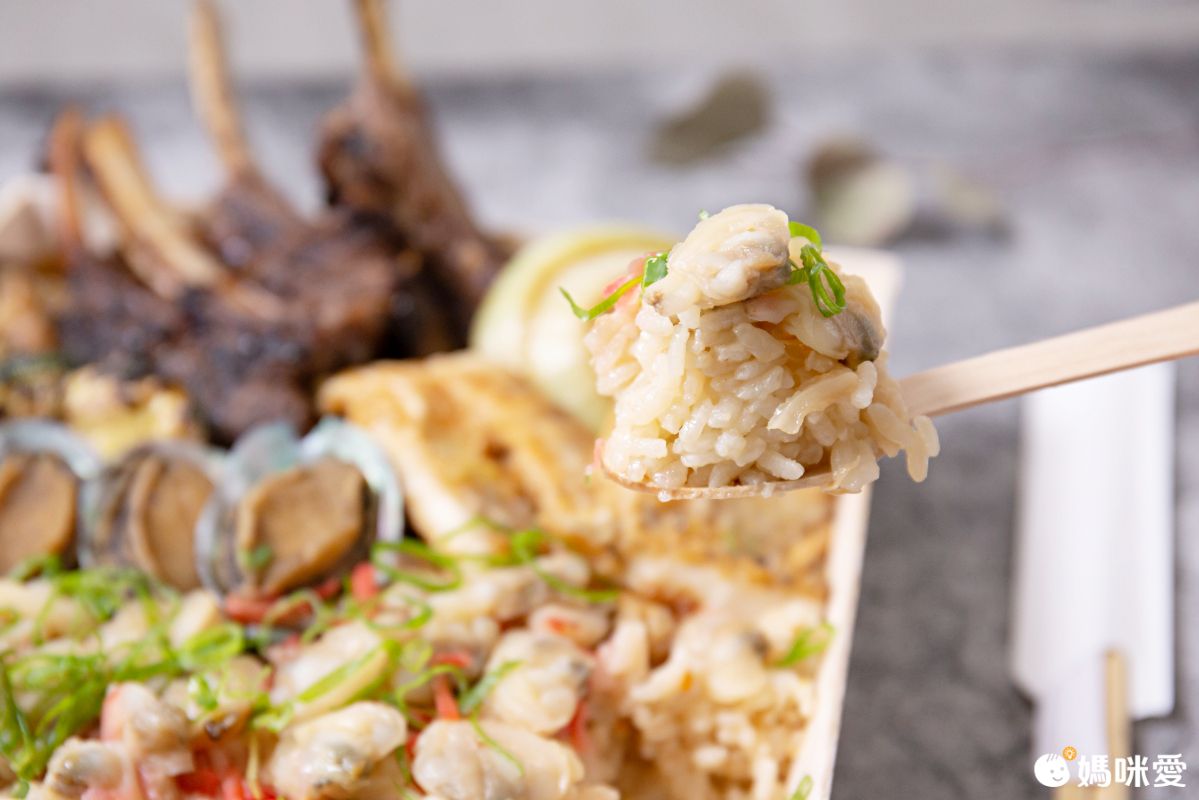 2大2小★暑假不加價【台北君悅】一泊二食豪華度假之旅