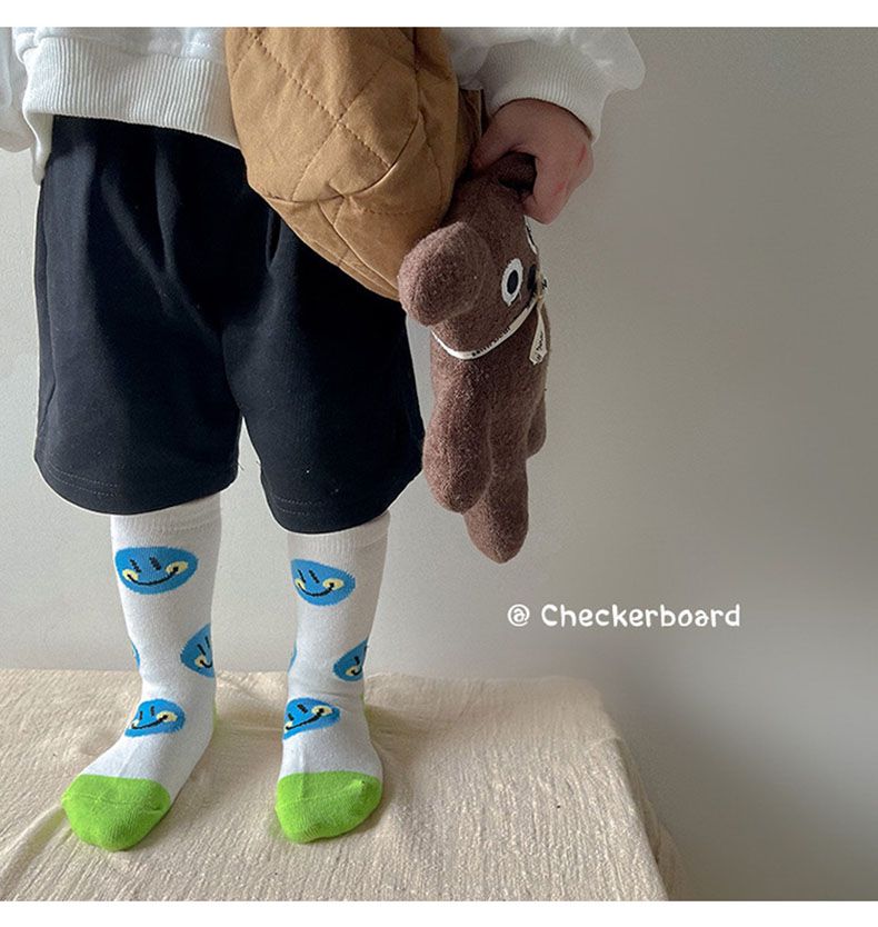兒童中筒襪 (三入一組)-1087棋盤格笑臉襪-男生款