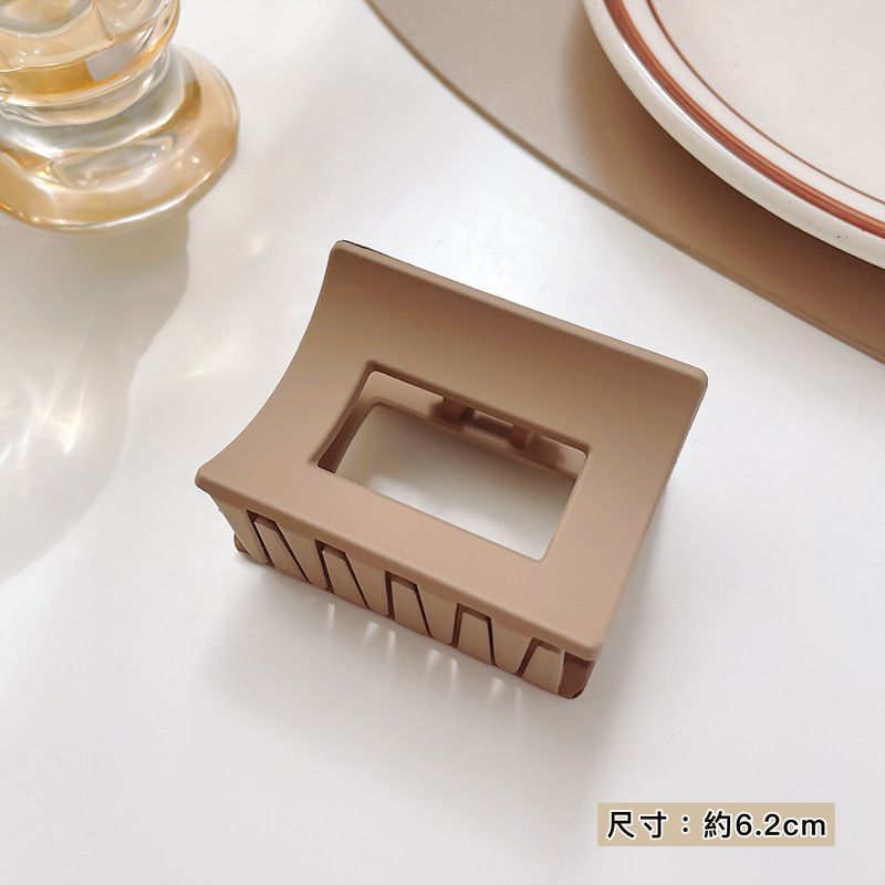 百搭奶咖啡色系抓夾-花朵-卡其色