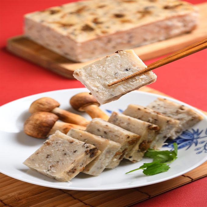 果子禮 - 早鳥優惠價!!6-8人份豪華饗宴年菜組:富貴極品佛跳牆2300g(固形體)+煙燻無骨茶雞腿300g(土雞腿)+紅燒獅子頭600g+干貝櫻花蝦米糕600g+姬松茸蘿蔔糕1000g+滷味拼盤570g(麻辣鴨翅-5820g