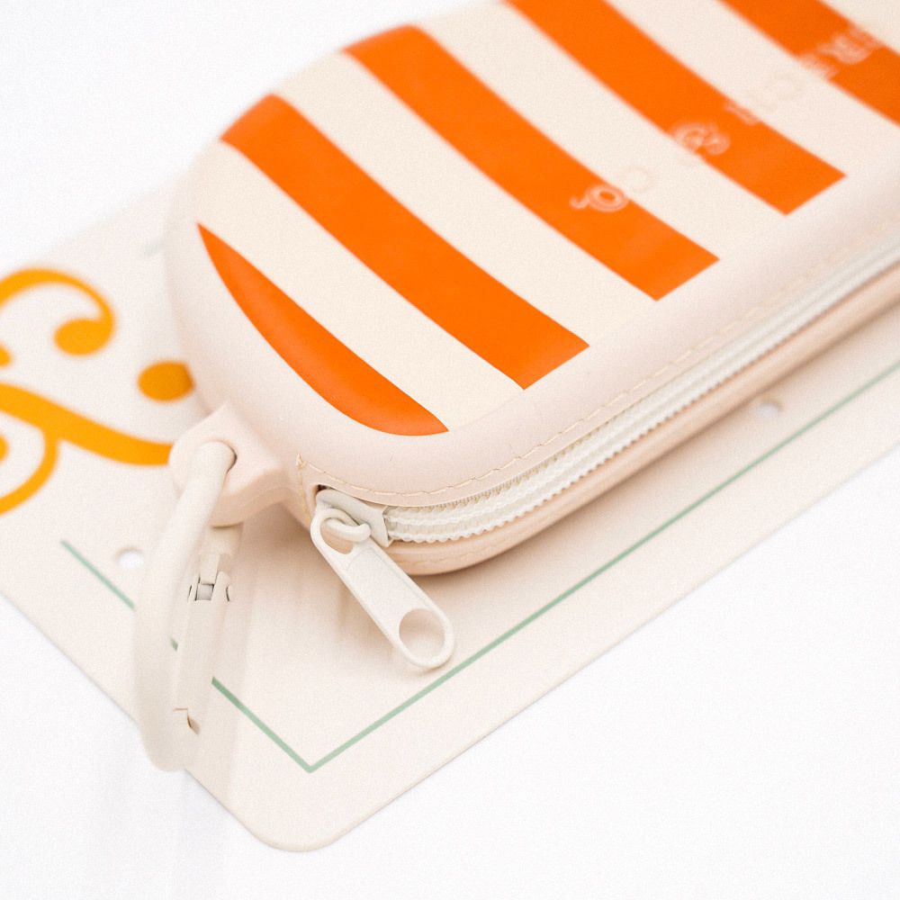 丹麥 GRECH & CO. - 矽膠眼鏡盒-格紋藍 (8x17.5CM)