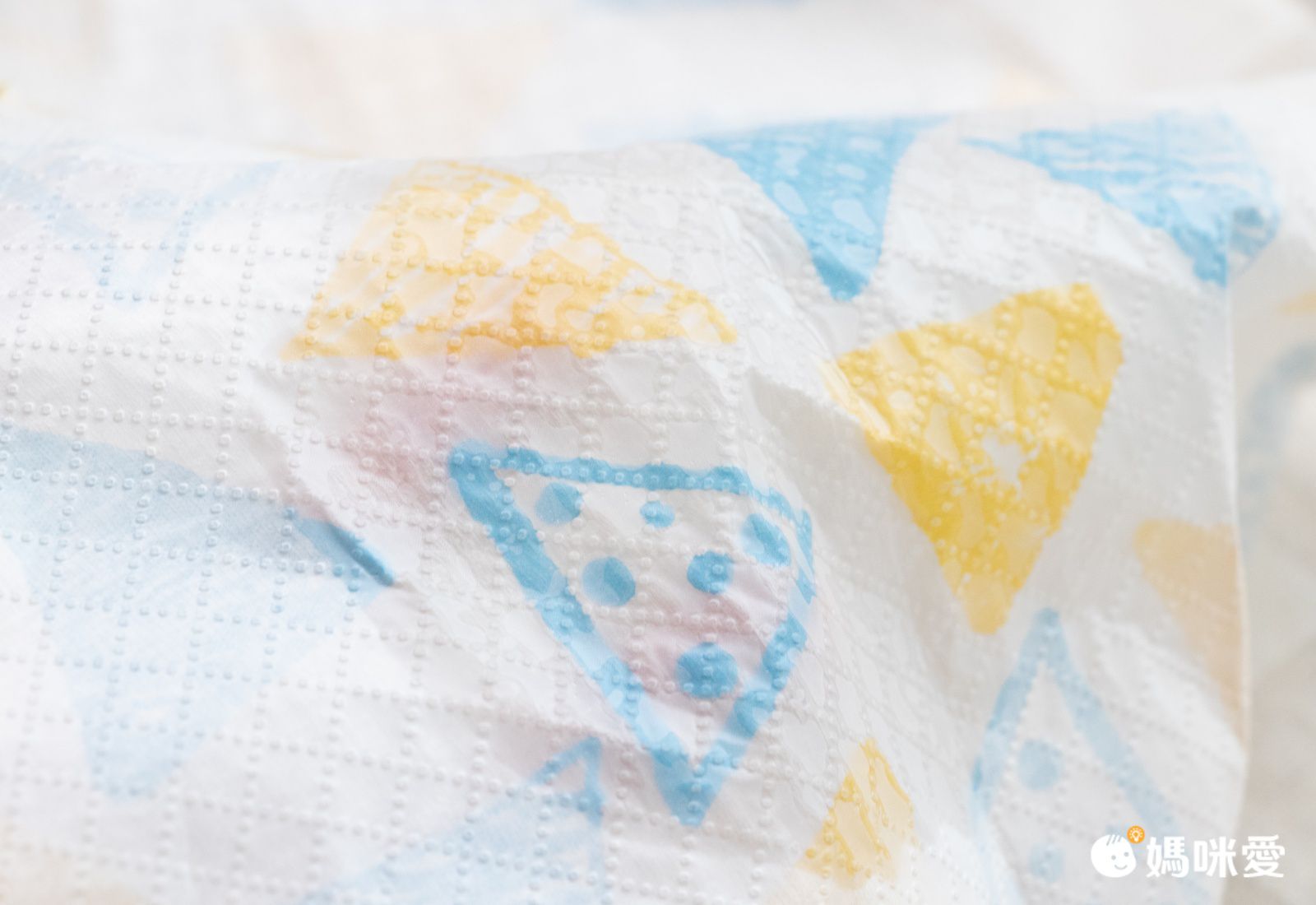 akachan honpo - 拋棄式嬰幼兒圍兜25片入-麵包-34×23cm