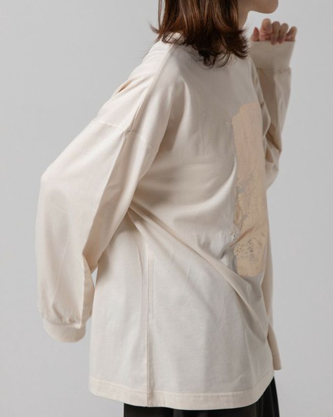 日本 gleam - 燙金時尚光澤廓形寬版長袖上衣-炭黑x銀