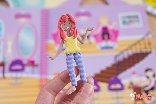 暢銷全美！【美國瑪莉莎】水畫冊＆可重複黏貼貼紙簿