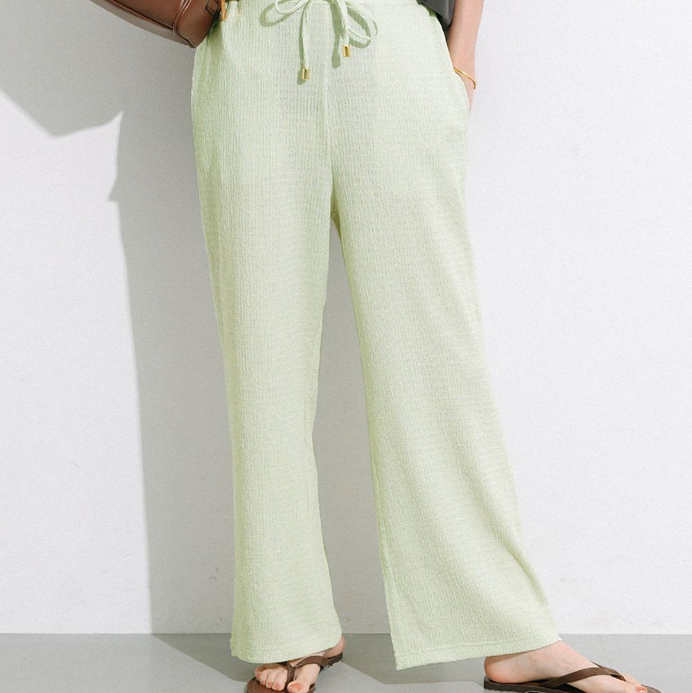 皺褶紋理清爽休閒感長褲-淺綠