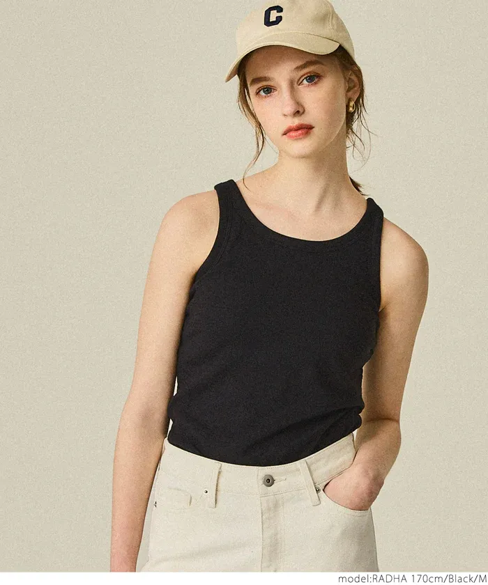 日本 COCA - 簡約美型無袖小可愛/內搭(附bra)-米白