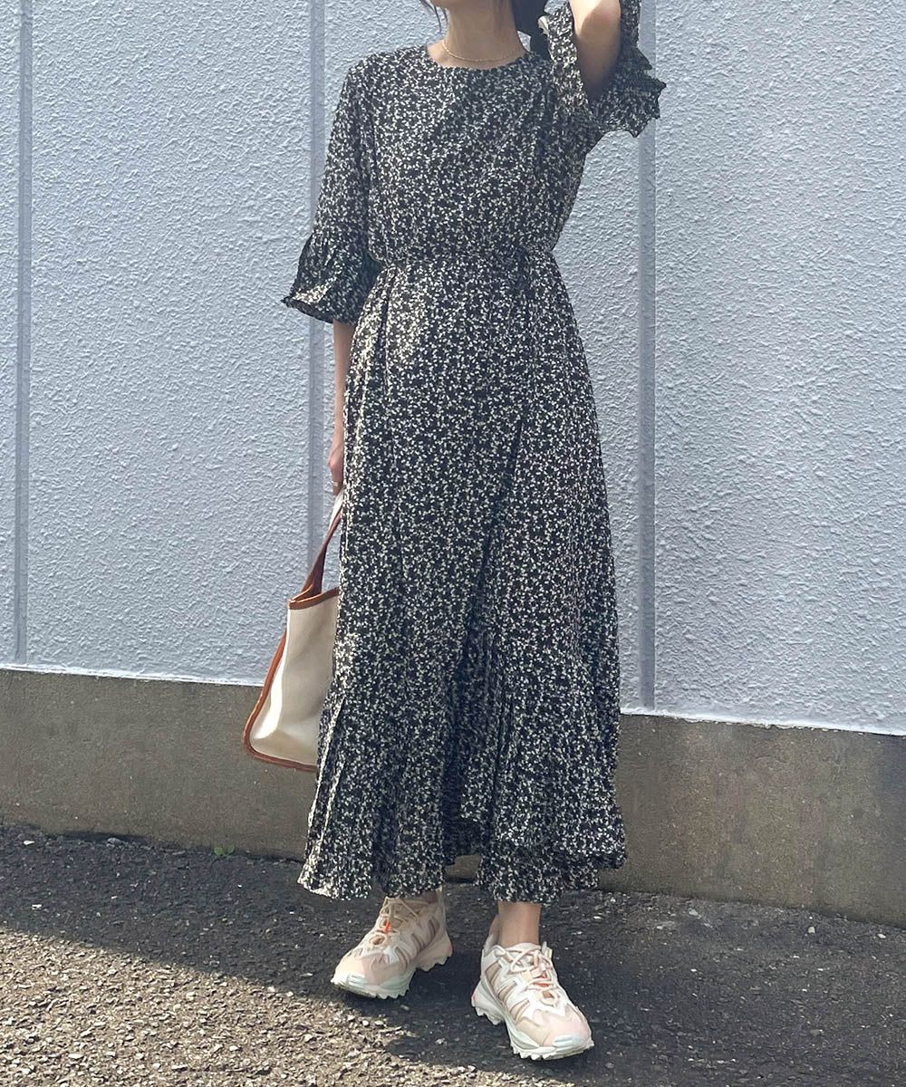 日本 Bab - 圓領碎花糖果袖洋裝-奶油白