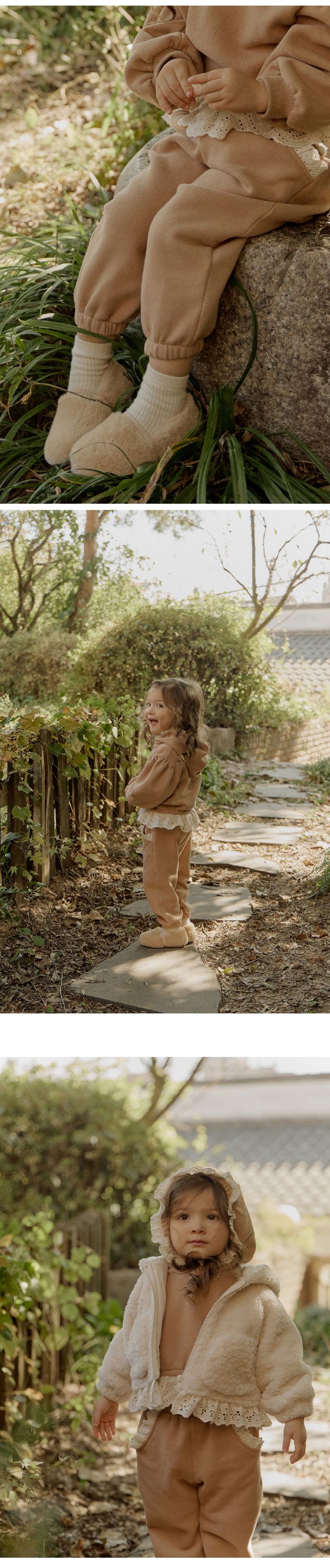 韓國 Puellaflo - 鬆緊腰布花蕾絲點綴縮口長褲-棕