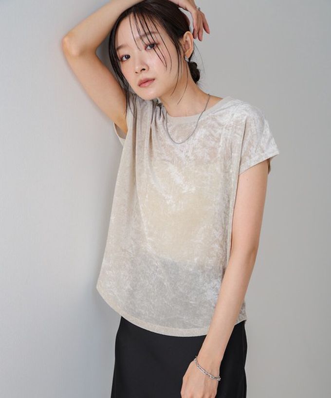 日本 Bab - 微透輕盈天鵝絨法式袖上衣-焦糖咖 (M)