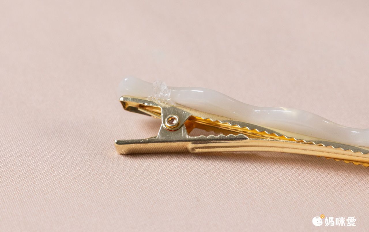 復古風氣質不對稱髮夾-斑紋款-咖啡+黑+米白