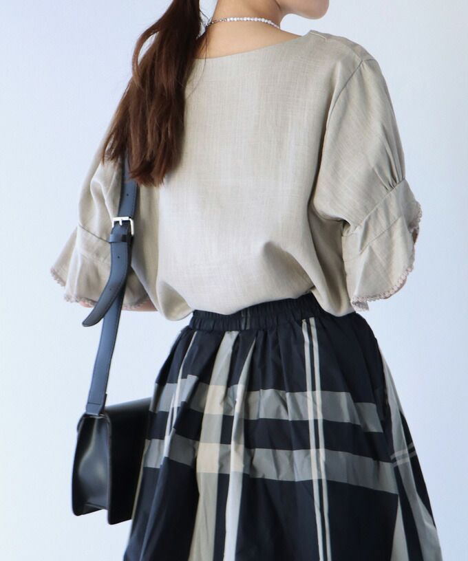 日本 BLUE EAST - 棉麻透氣涼爽短袖上衣-米杏