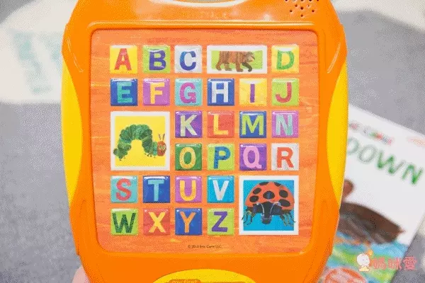 【禾流文創】國際繪本艾瑞卡爾有聲學習套書 / 會動的小汽車立體書！