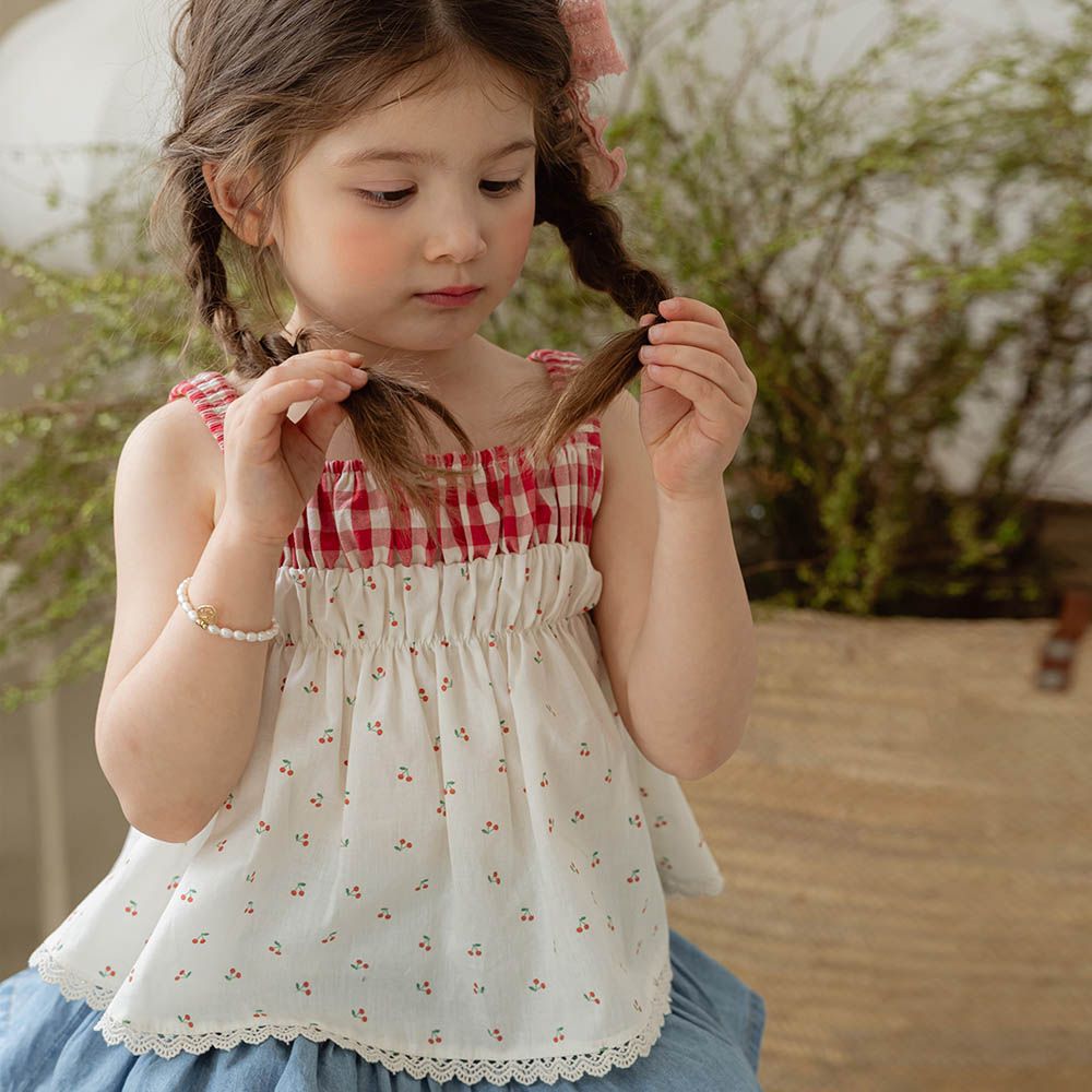 甜心格紋拼接彈性細肩帶上衣-小櫻桃-白X紅