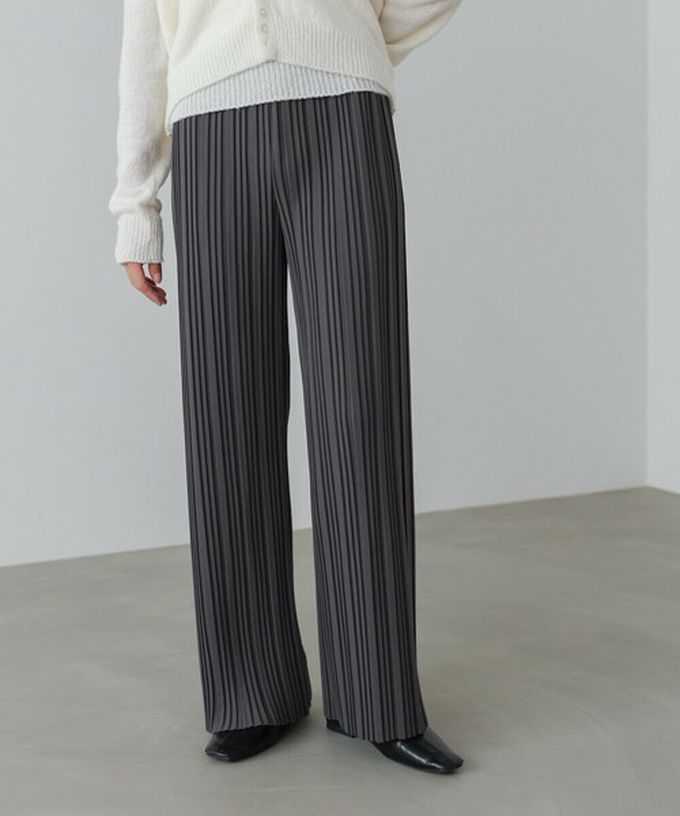 日本 Bab - 光澤修身細百褶舒適長褲-深咖啡