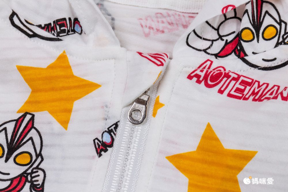 純棉連帽防曬外套-卡通人物-超人力霸王-白色